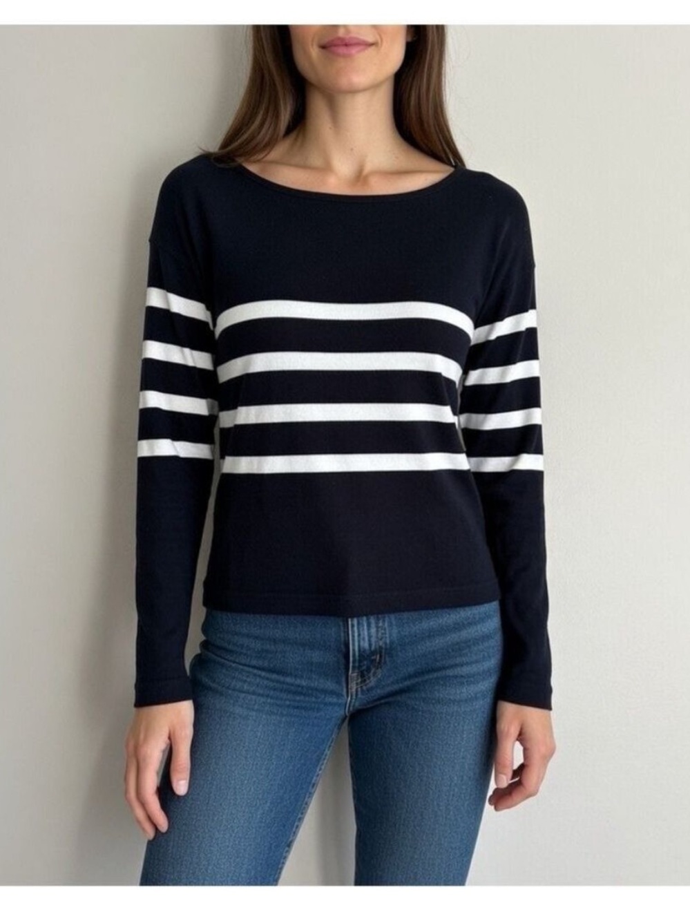 Faherty Boat Neck Navy and White Stripes Long Sleeve Tee